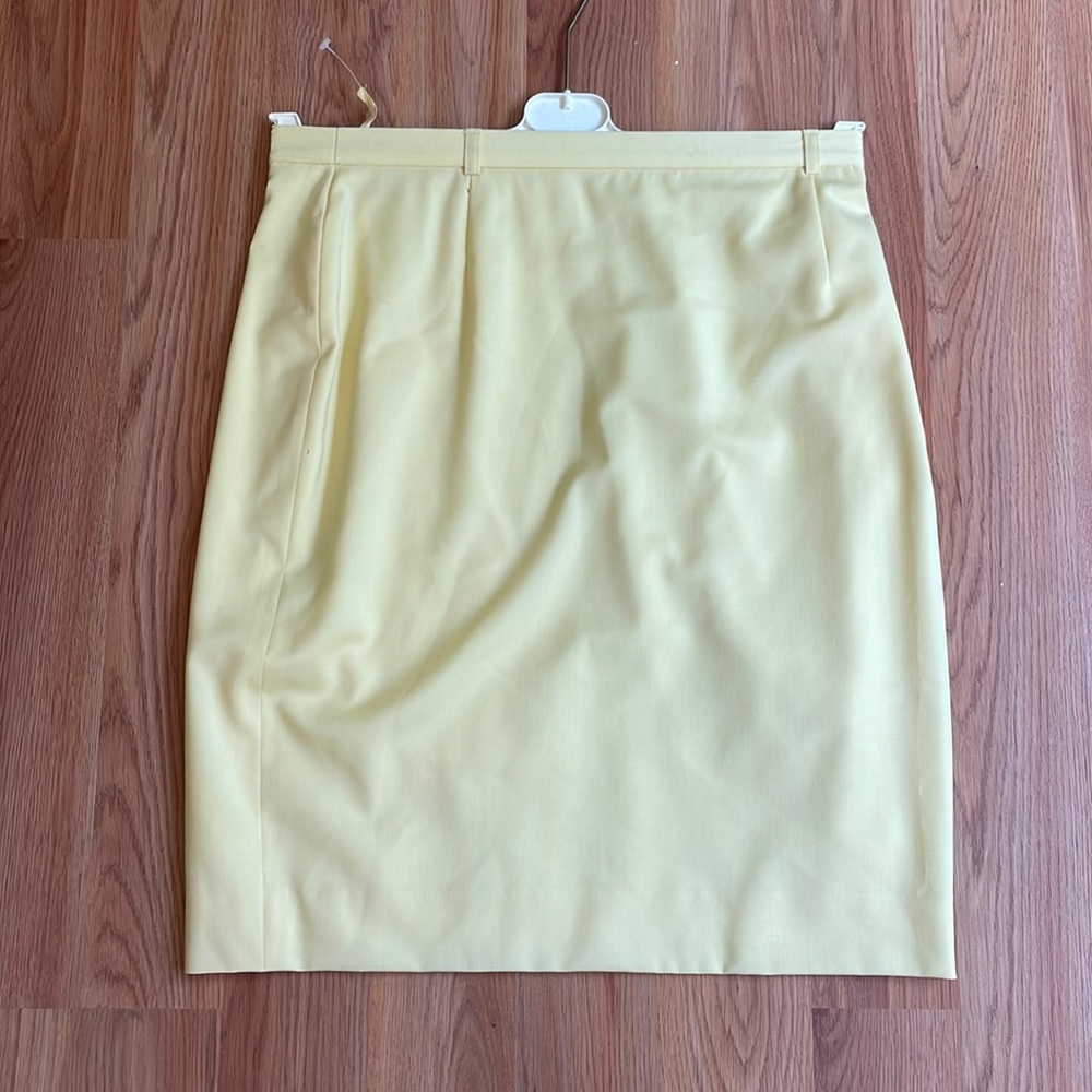 Vintage ESCADA Skirt Light Yellow